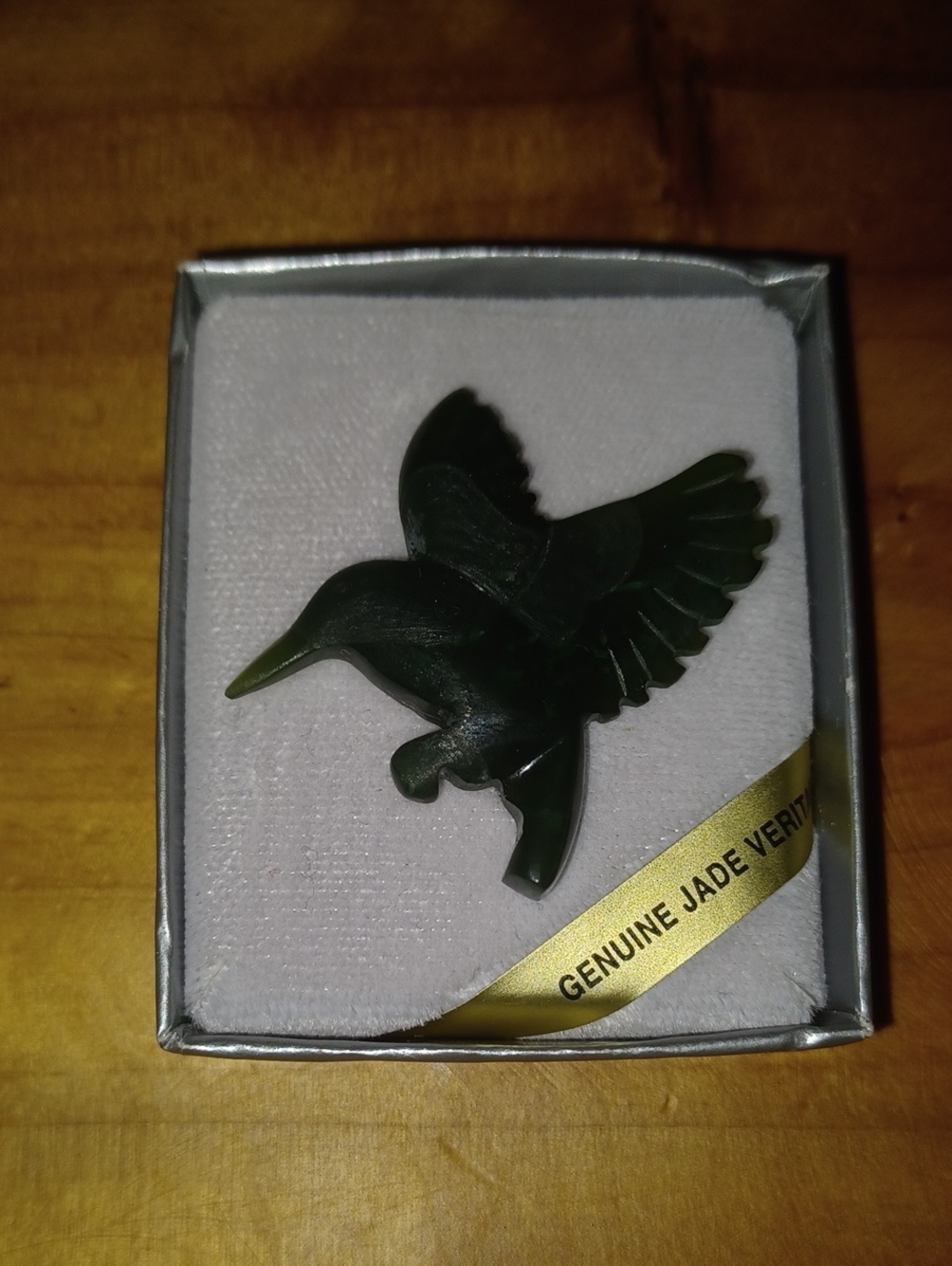 Vintage Storrs Genuine Jade Hummingbird Brooch Pin Hand Carved Boxed Green